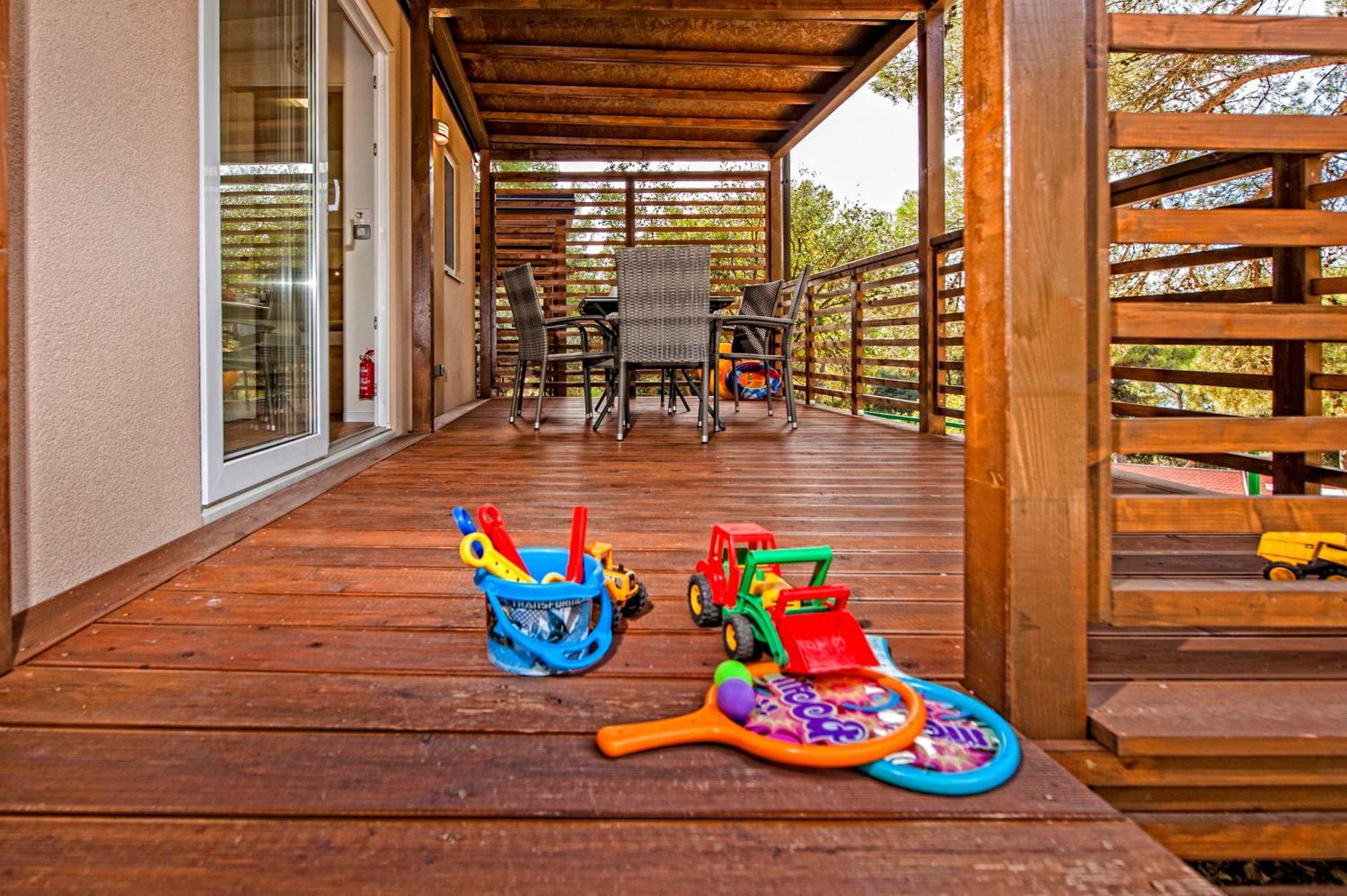 Eurocamp Mobile Homes At Porton Biondi * Rovinj