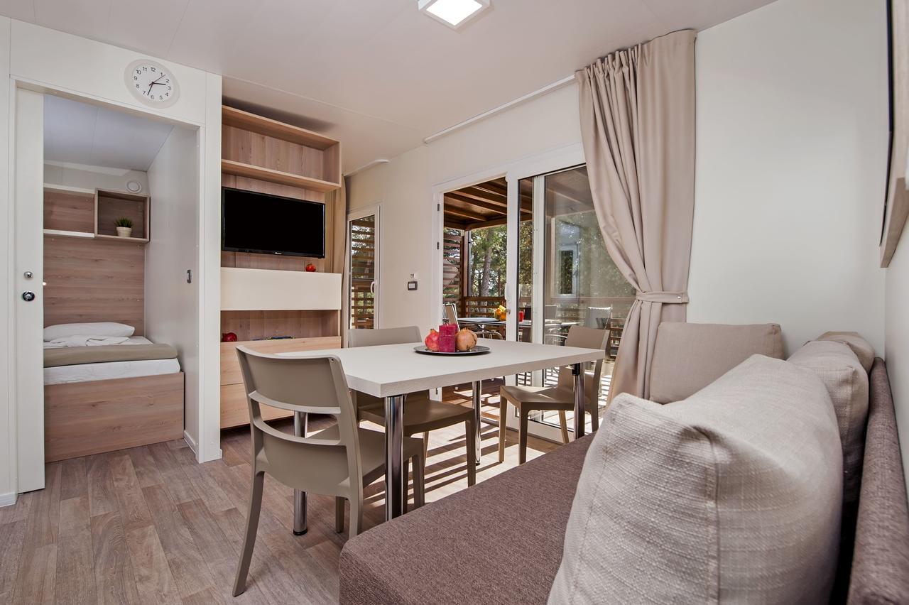 Eurocamp Mobile Homes At Porton Biondi * Rovinj